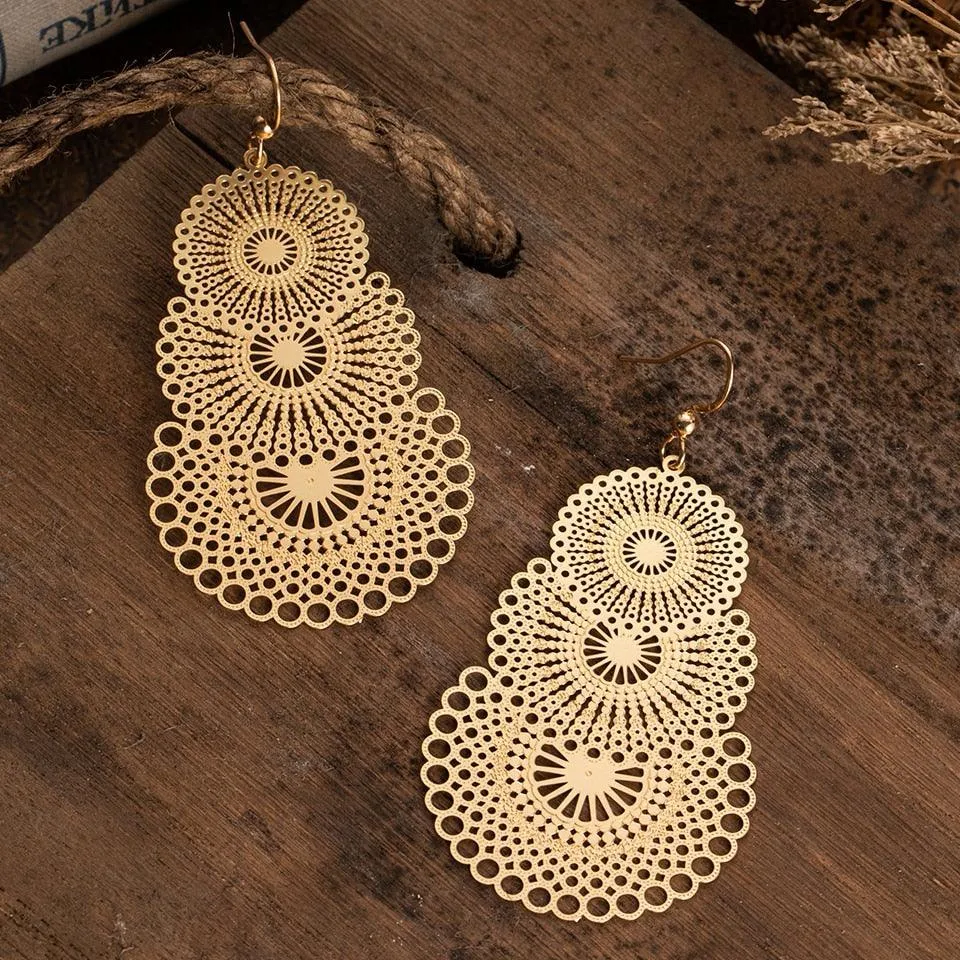 Golden Leaf Dangle Drop Earrings