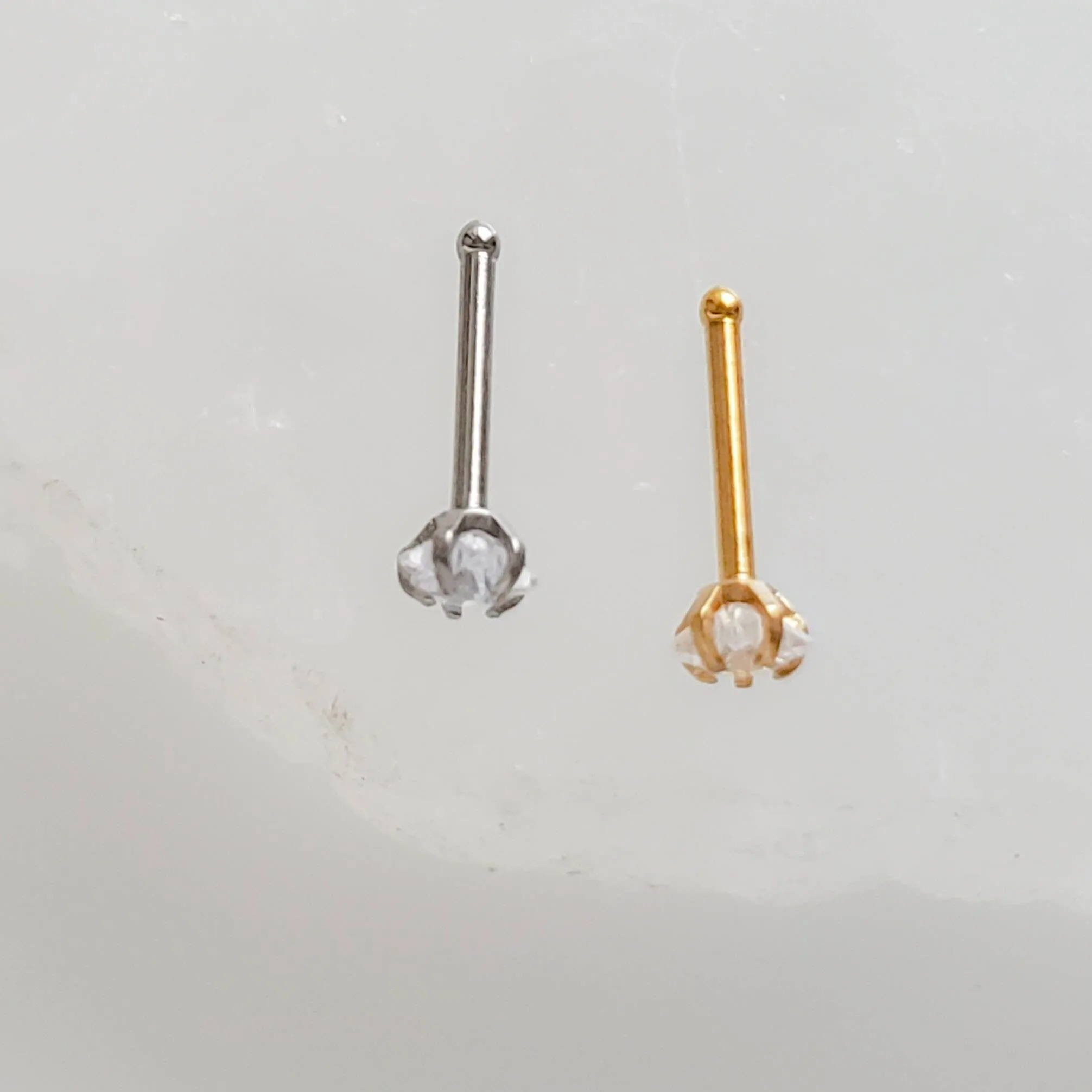 Star CZ Nose Bone