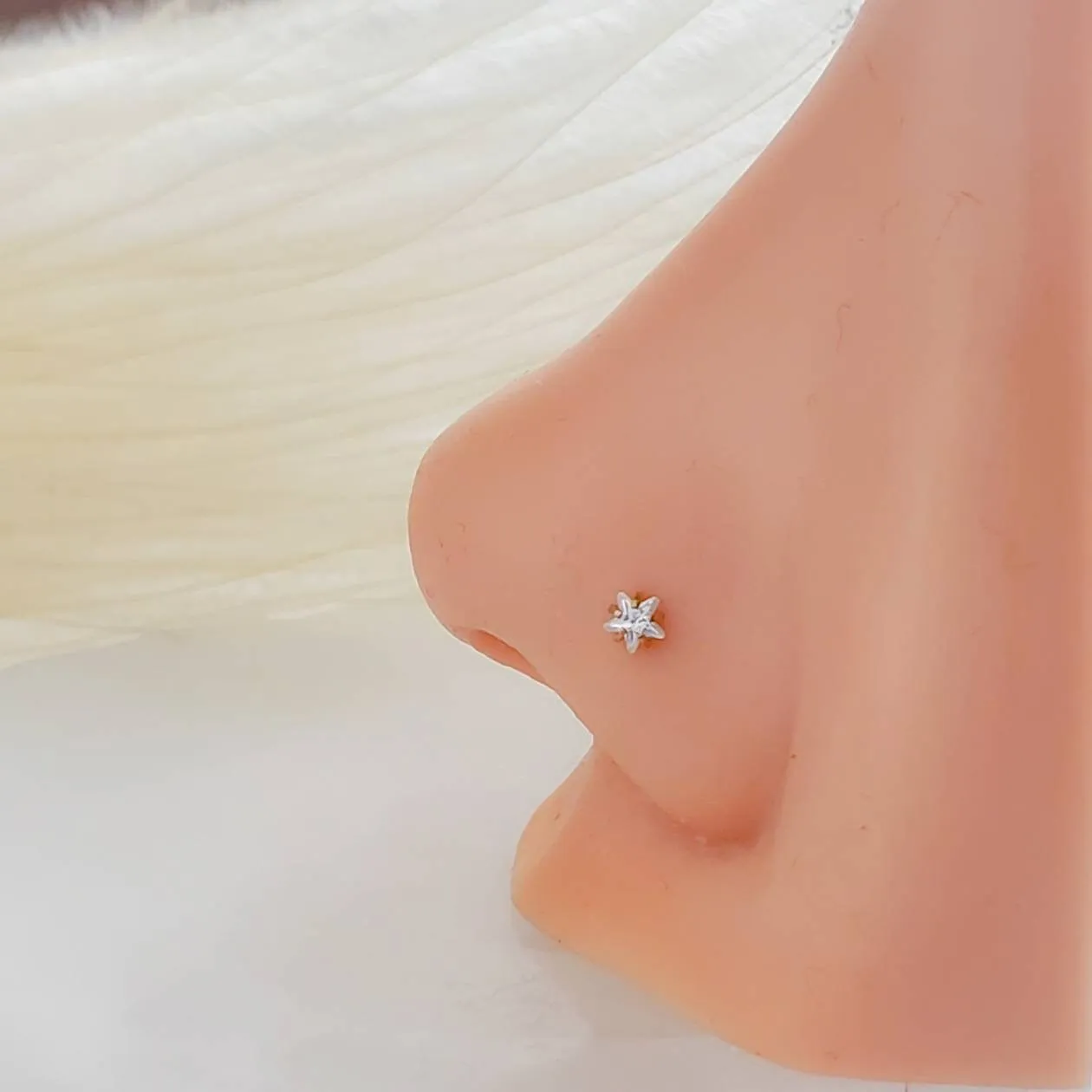 Star CZ Nose Bone